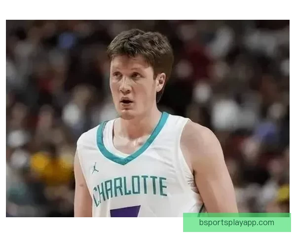 谢泼德感谢队友支持称投篮信心源自日常训练中的不断磨砺 谢泼德感谢队友支持称投篮信心源自日常训练中的不断磨砺