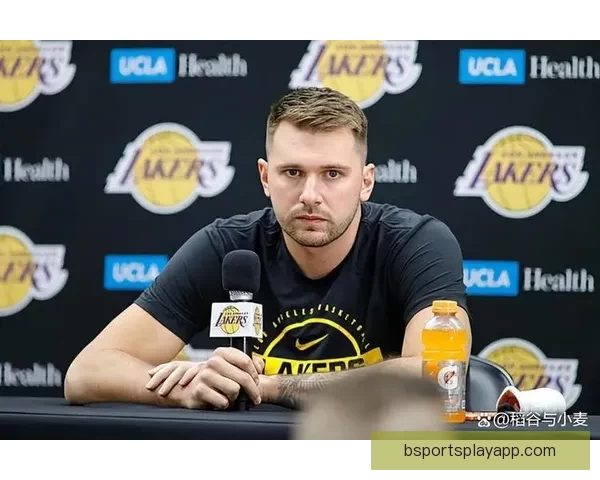 东契奇腿筋拉伤背后责任雷迪克应担主力过度使用他成雷伯杜式悲剧