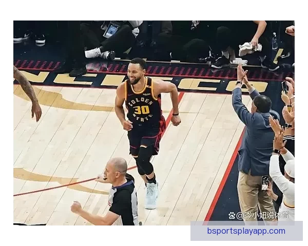 库里复出再次推迟已连续缺阵25场但仍未放弃常规赛回归希望